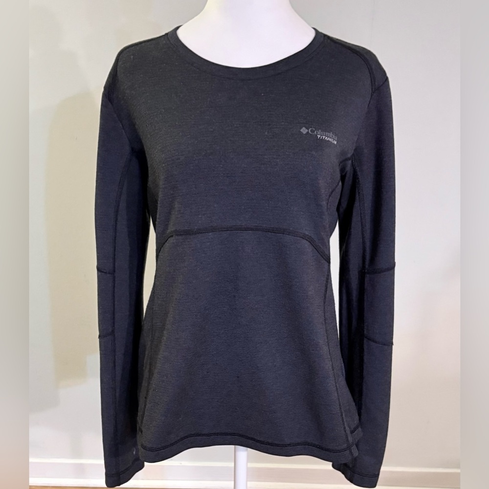 Columbia, Women’s Titanium Long Sleeve Base Layer for Cold Weather, Size Medium